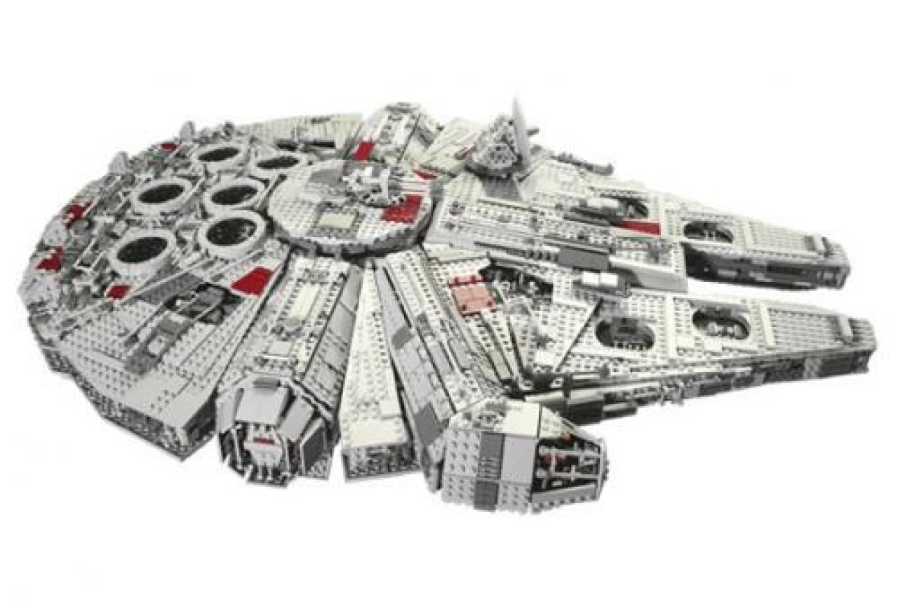Lego Millennium Falcon